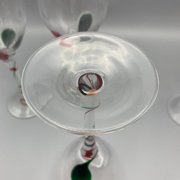 Pier 1 Optic Wine Glasses Red Green Swirl Set 4 Tear Drop Stemmed Christmas - Picture 7 of 9